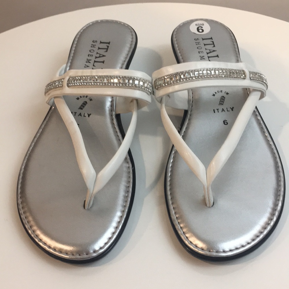 NWT Italian Shoemakers White Jeweled Sandal